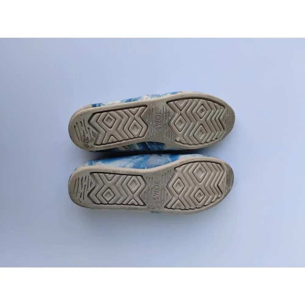 Toms Women's Earthwise Classic Plant Dyed Blue, Grey, White  Multi Tie Dye 6.5